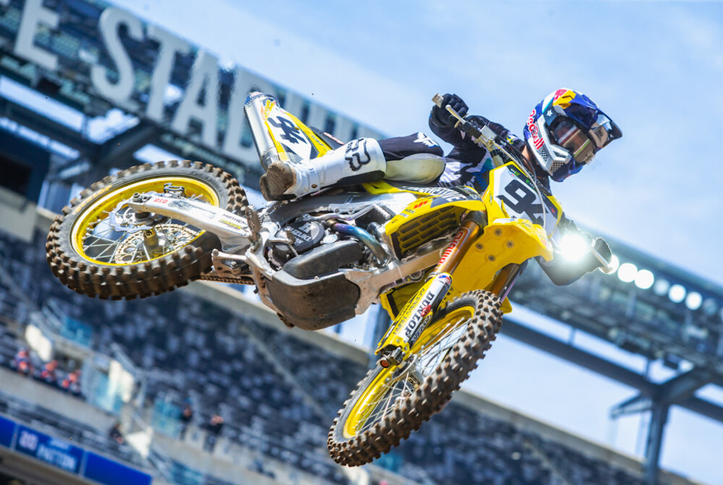 Ken Roczen e Suzuki insieme anche nel 2024 - Motocross.it